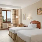 Afacere 3 imagine ATHENEE PALACE HILTON BUCHAREST Turism şi Agrement în Bucharest B