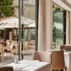 Afacere 10 imagine ATHENEE PALACE HILTON BUCHAREST Turism şi Agrement în Bucharest B