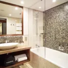 Afacere 70 imagine CROWNE PLAZA BUCHAREST Turism şi Agrement în Bucharest B