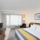 Afacere 76 imagine CROWNE PLAZA BUCHAREST Turism şi Agrement în Bucharest B