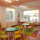 Afacere 6 imagine GRADINITA DON CASTOR Grădiniţe în Bucureşti