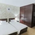 Afacere 7 imagine HOTEL RIVOLI Turism şi Agrement în Bucureşti