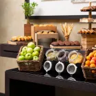 Afacere 80 imagine INTERCONTINENTAL BUCHAREST Turism şi Agrement în Bucharest B