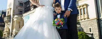 Afacere 21 imagine ATELIER RETOUCHERIE - CROITORIE SI RETUSURI HAINE SECTOR 1 Servicii profesionale în Bucureşti