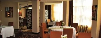 Afacere 2 imagine DOUBLETREE BY HILTON HOTEL BUCHAREST - UNIRII SQUARE Turism şi Agrement în Bucureşti