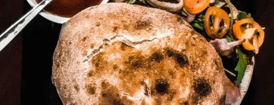 Afacere 6 imagine LA BELLA VITA. CAFENEA, COKTAIL BAR, ITALIAN FOOD Servicii de livrare pizza la domiciliu în Iaşi