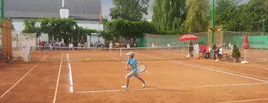 Afacere 3 imagine TENIS PRIM CLUB Terenuri de tenis în Bucureşti