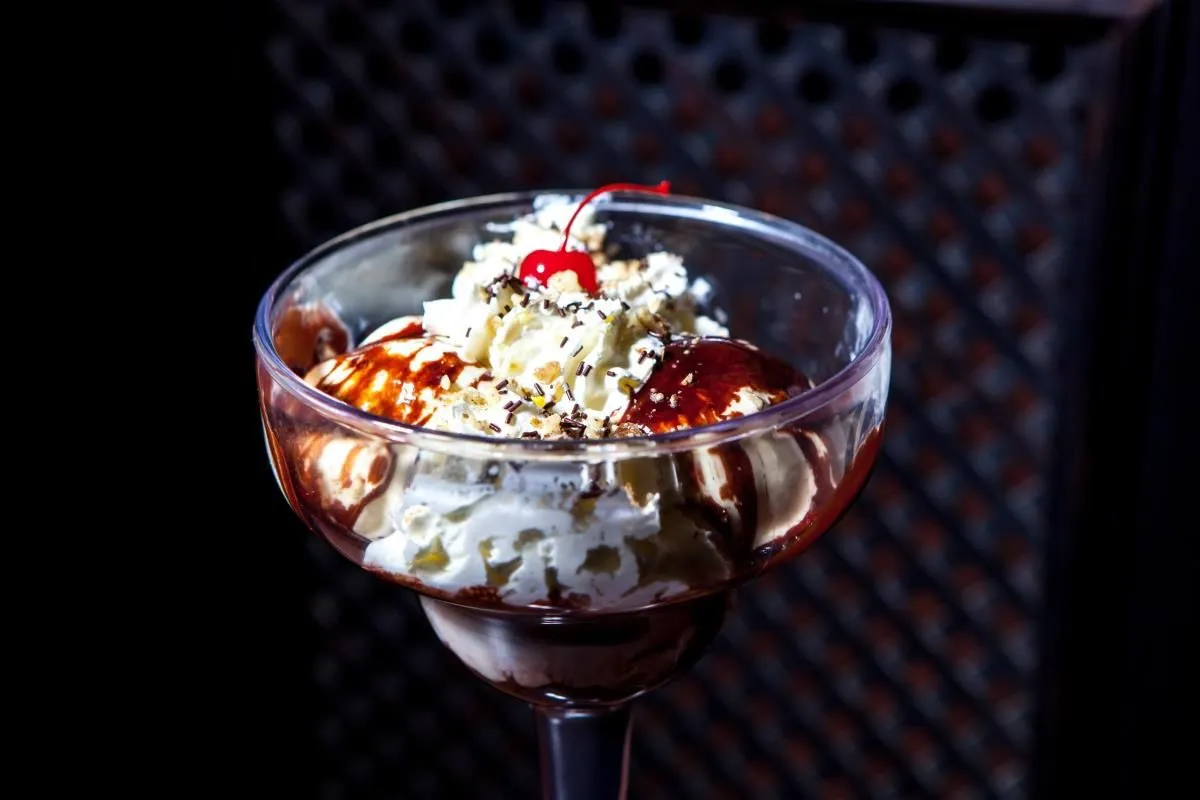 Afacere 2 imagine HARD ROCK CAFE