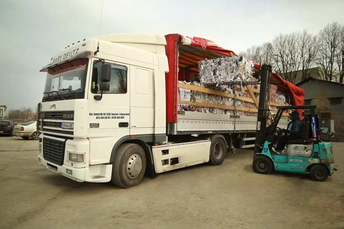 Afacere 7 imagine MARY DEUTZ SRL - COLECTARE DESEURI BUCURESTI