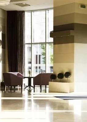 Afacere 3 imagine DOUBLETREE BY HILTON HOTEL BUCHAREST - UNIRII SQUARE