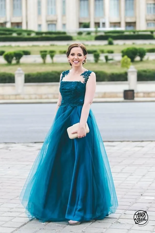 Afacere 15 imagine ATELIER RETOUCHERIE - CROITORIE SI RETUSURI HAINE SECTOR 1