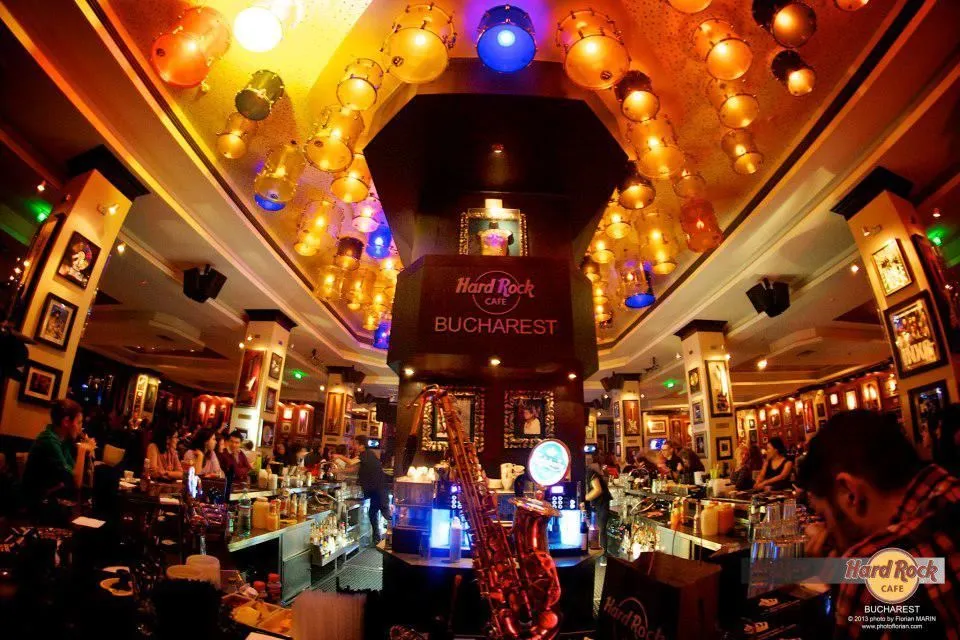 Afacere 13 imagine HARD ROCK CAFE